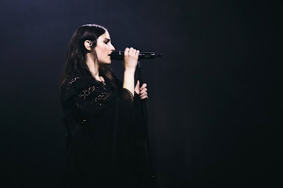 Banks performing on Friday.