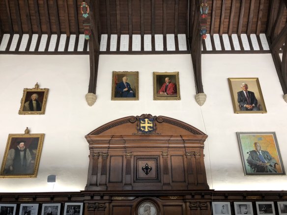 Robert Hannaford's portrait of Bob Hawke hangs in University College, Oxford.