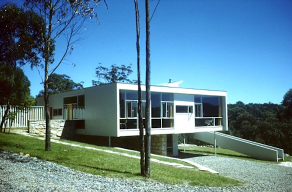 Rose Seidler House, Harry Seidler's first commission in Australia was by his parents Rose and Max. It opened for a special press viewing in December 1950. 