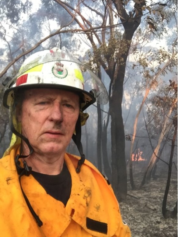 Former Fire and Rescue NSW commissioner Mullins has returned to being a Rural Fire Service volunteer. 