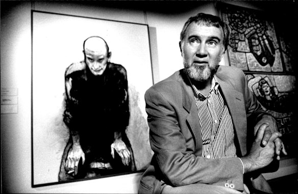 Archibald prize winner Fred Cress with his portrait of John Beard on December 16, 1988. 