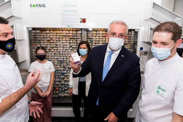 Election campaign. Australian Prime Minister Scott Morrison visits Terry White Pharmacy in Mowbray, in the seat of Bass. 