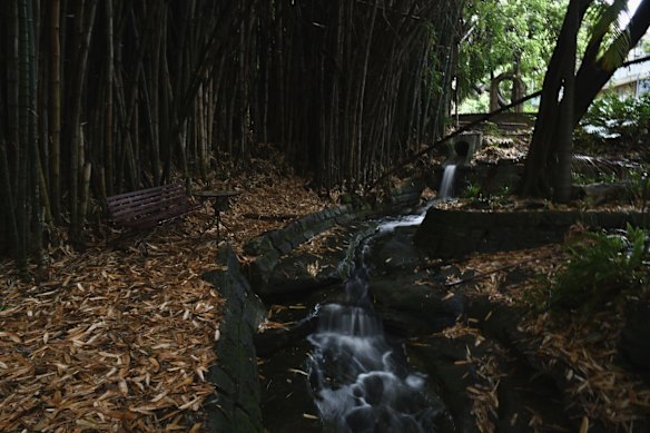 The alcohol and drug rehabilitation facilities of WHO (We Help Ourselves) within the confines of Callan Park in Roselle. The extensive gardens and areas are utilised by patients for their therapy and healing.