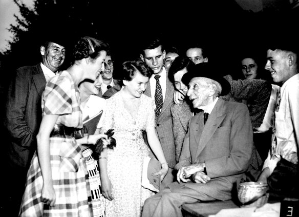 Billy Hughes with a group of students at Sydney University on March 12, 1952. 