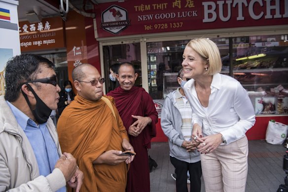 Kristina Keneally chats with some Cabramatta locals.