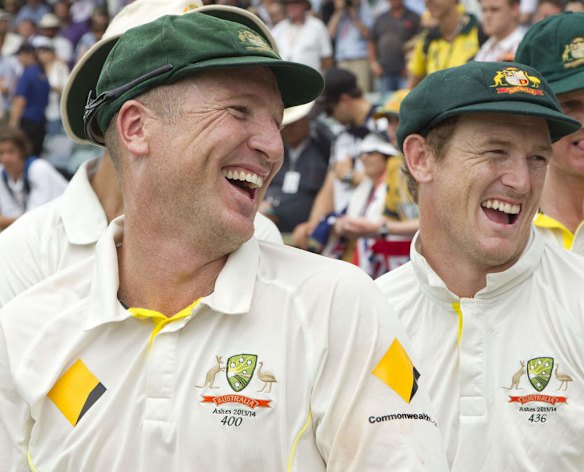 Australian cricket players Brad Haddin (L) and George Bailey after winning back the urn from England.