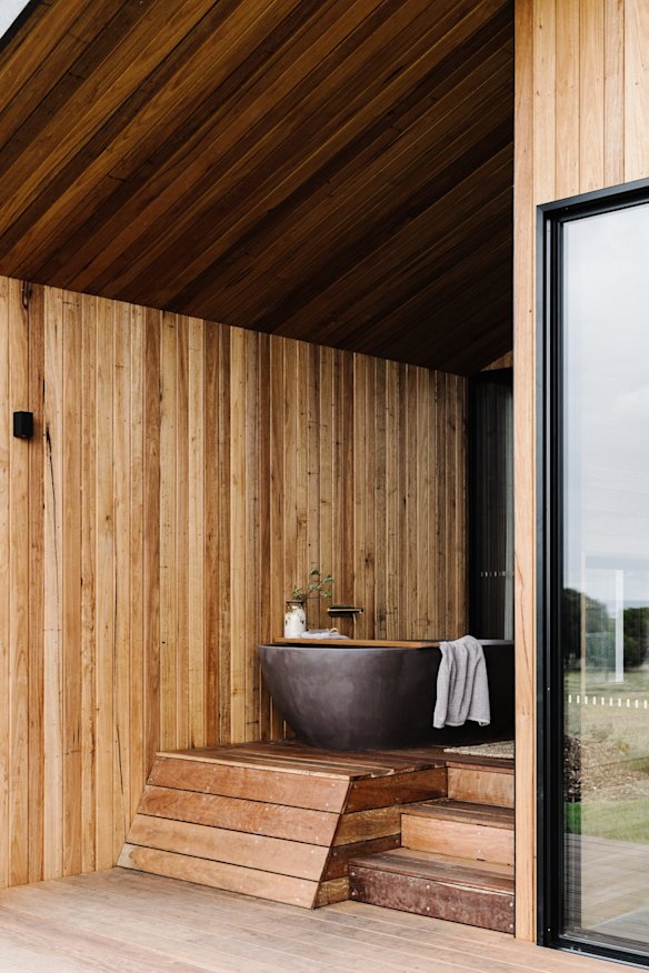 Bringing independent, upscale accommodation to Phillip Island, Five Acres is a game-changer to its accommodation scene.