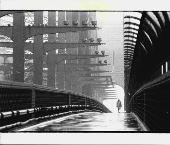 Wet weather on the bridge. May 26 1983.
