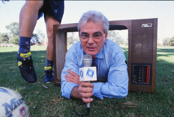 Broadcaster Les Murray was the face of Australia football for decades.