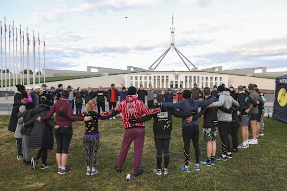 Parliamentary Friends of Running and runners from the Indigenous Marathon Foundation ahead of Reconciliation run to Lake Burley Griffin on Wednesday 2 June.