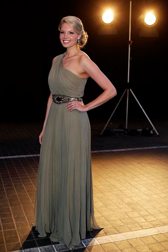 Brownlow Blue Carpet 2011 - photos