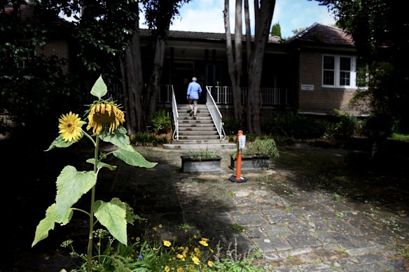 The alcohol and drug rehabilitation facilities of WHO (We Help Ourselves) within the confines of Callan Park in Roselle. The extensive gardens and areas are utilised by patients for their therapy and healing.