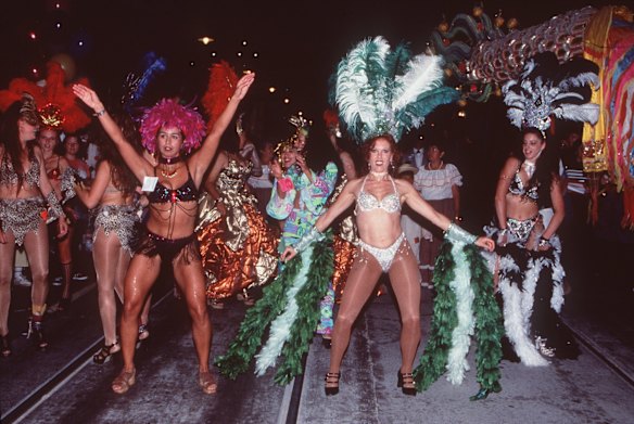 Melbourne Moomba Festival 1998.  Night-time glamour and ritz parade in the street as part of the Ritmo Latino, featuring Latin American music.