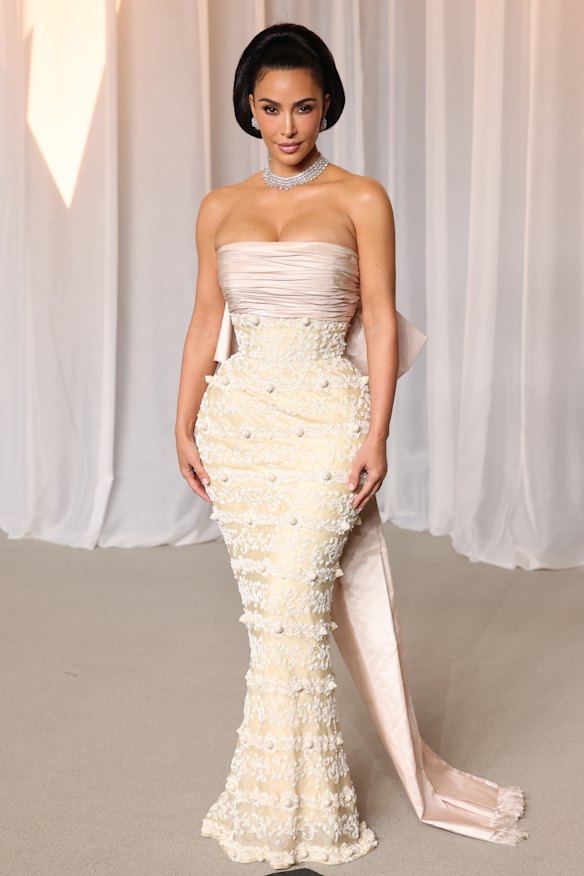 Kim Kardashian hops on-board the old Hollywood glamour train.