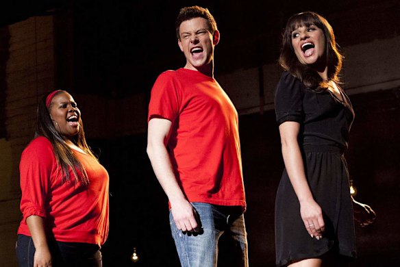 Monteith performing in Glee.