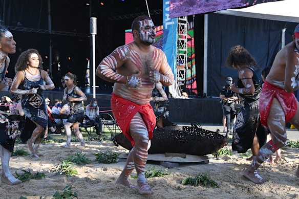 Dancers from Kari perform as part of the smoking ceremony by Koomurri at the Wugulora morning.