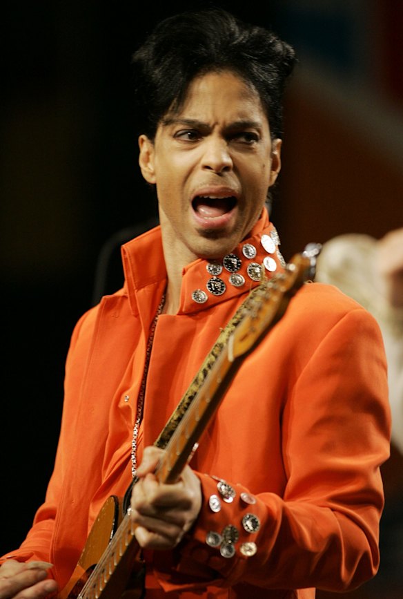 Prince performing in Miami in 2007. 