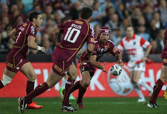 Johnathon Thurston on the run.