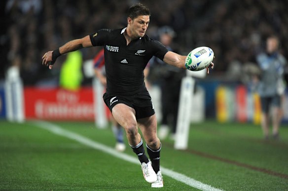 All Blacks winger Cory Jane runs with the ball.