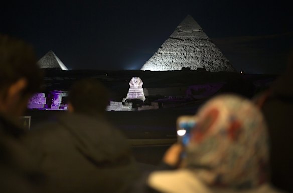 NEW YEARS AROUND THE WORLD