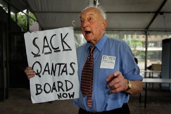 Qantas shareholder Jack Tilburn arrives at the Qantas AGM at the Sir John Clancy Auditorium, University of NSW, Kensington, Sydney, 28th October, 2011. Photo by Kate Geraghty