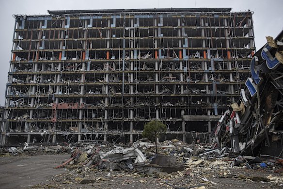 The Retroville trade centre in Kyiv, Ukraine. After more than five weeks of war, Russia appears to have abandoned its goal of encircling the Ukrainian capital. However, Ukraine expects a renewed fight in the east and south. 