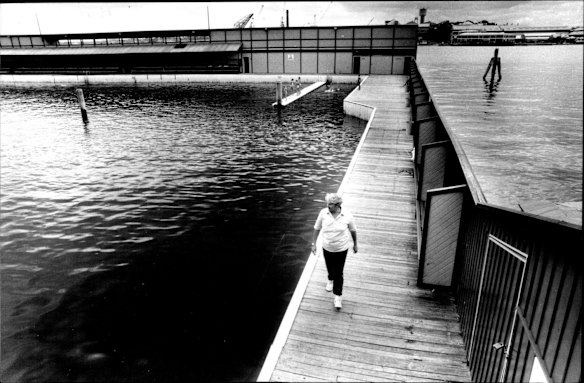 Dawn Fraser at a polluted Balmain baths - in 1989 she was no longer able to swim there.