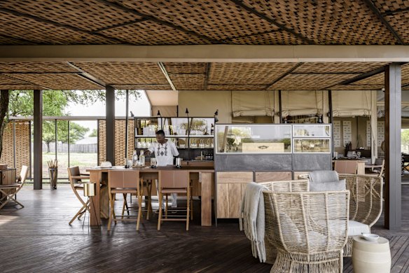 Singita Sabora Tented Camp, Serengeti, Tanzania. 
