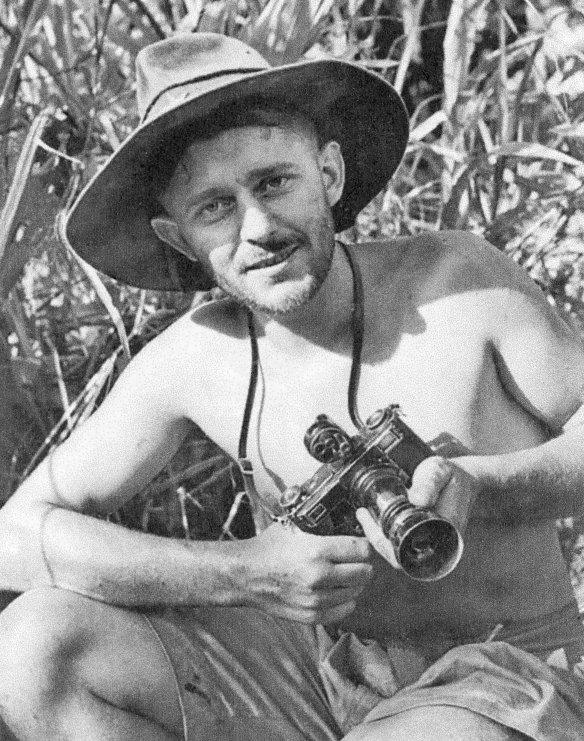 George Silk in the field near Buna, New Guinea, in 1942.