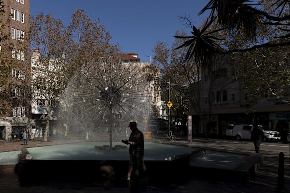 Hospitality venues continue to suffer in Kings Cross however the City of Sydney has given think tank Committee for Sydney the green light to work with the local liquor industry, businesses and other stakeholders to provide recommendations on how to jump-start the night-time economy and bring domestic and international visitors back to the area.
