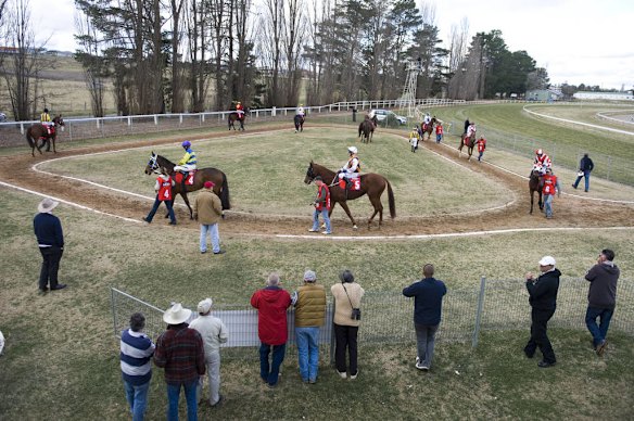 Country racing