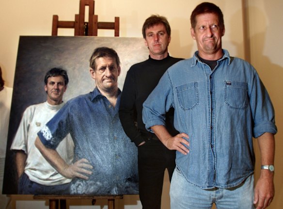 Paul Newton winning The Packing Room prize with his entry of Roy and HG in 2001.