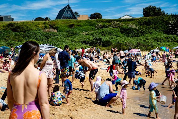Little Bay Beach on the long weekend, locals commented that they only see it this busy on Christmas and New Years Day.