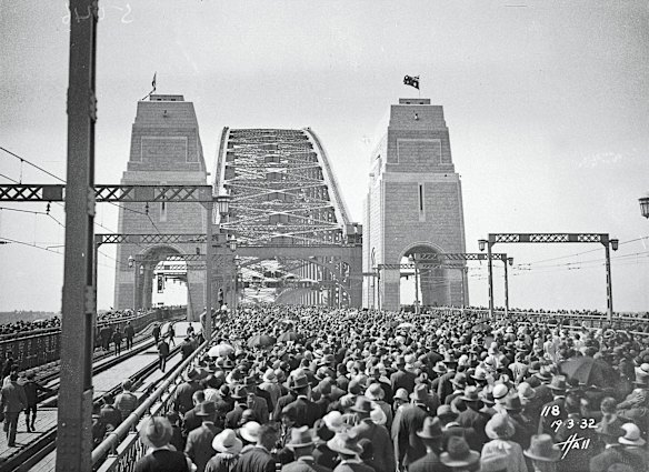 Crowds on the bridge on the day it was opened.