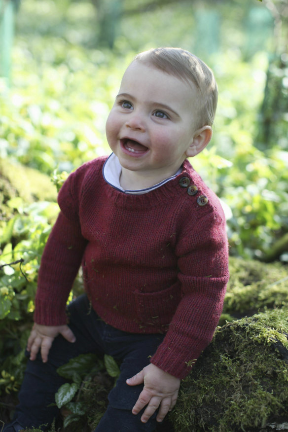 Kensington Palace has released new photos of Prince Louis to mark his first birthday.