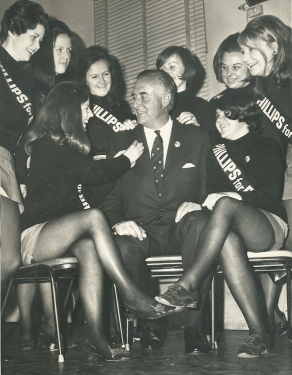 . Gough Whitlam recieves a Swing to Labor badge at the Labor Party Election Rally.