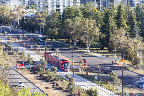 Light rail will be given traffic priority 