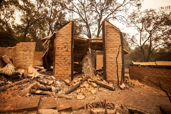 Bastion Point Road Mallacoota.
