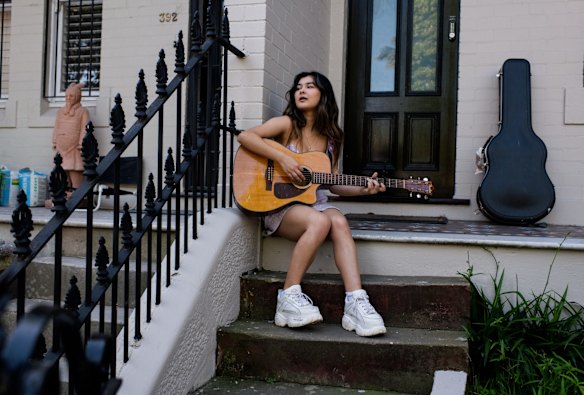 Sydney musician and busker Shirina Holmatova from Paddington has not been able to work since the lockdown. 