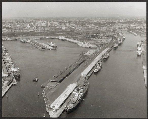 Port of Melbourne 1964. Photo: Wolfgang Sievers/Courtesy State Library of Victoria