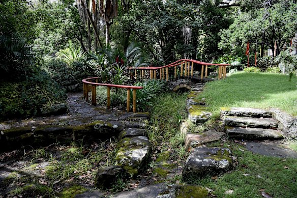 The alcohol and drug rehabilitation facilities of WHO (We Help Ourselves) within the confines of Callan Park in Roselle. The extensive gardens and areas are utilised by patients for their therapy and healing.