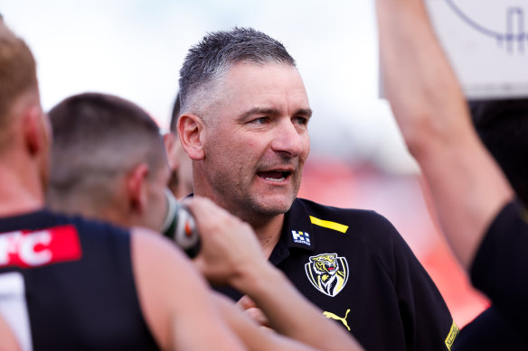 Richmond coach Adem Yze could end up with the No.1 pick in the national draft if the Tigers continue to struggle.