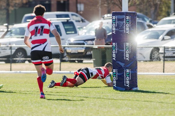 Canberra Vikings v Perth Spirit in National Rugby Championship rugby union. Canberra Vikings right centre Andrew Robinson scores the winning try.