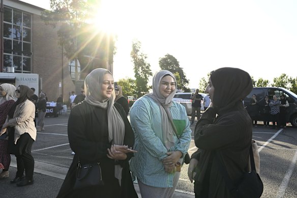 Jasmina Polimak, Tuba Kaya and Zeliha Kaya at the vigil at Broadmeadows Town Hall.