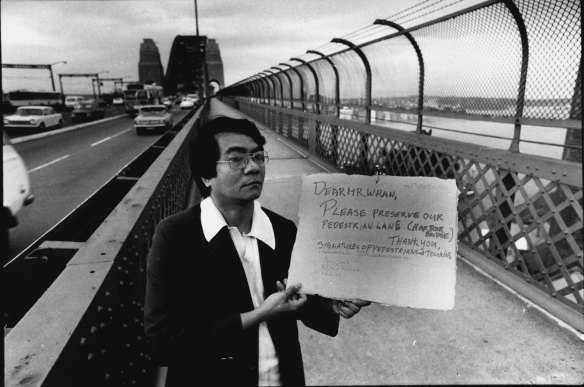 “One-man campaigner and a twice- a-day user of the footpath for over ten years,  Mr. Mansueto Villon of Kirribilli is collecting signatures for a petition to send to the Premier.
April 27, 1981.”