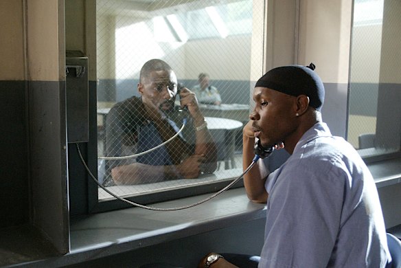 <i>The Wire</i> exposed viewers to both sides of the law.