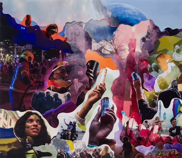 “Declassified 94”, una obra de 2024 que consta de fotografías digitales cortadas a mano por Jemima Wyman.