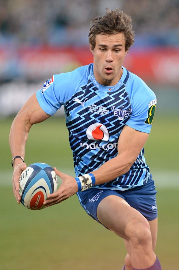 JJ Engelbrecht of the Bulls runs with the ball.