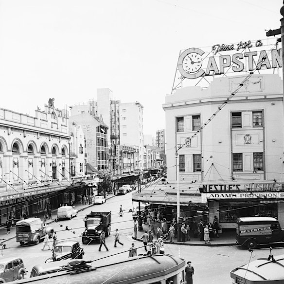 Kings Cross street scene on 14th January 1949.