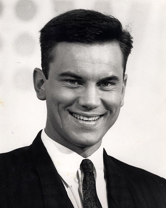 Ross Warren, 25, WIN TV news presenter, disappeared at Marks Park, Tamarama, July 22, 2989 (originally dismissed as an accident, coronial finding of murder in 2005).